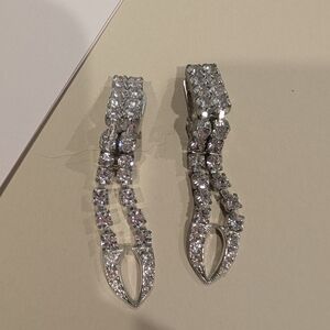 Clip On Earrings Elegant Silver Rhinestone Earrings